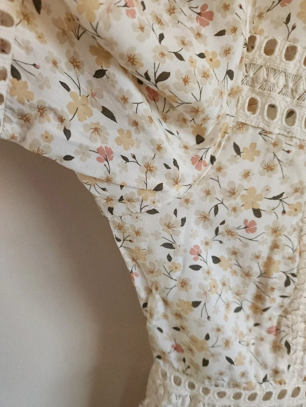 Ranna Gill Short Sleeve Blouse Floral Peplum Top Cream Modal Floral Small - Picture 6 of 12